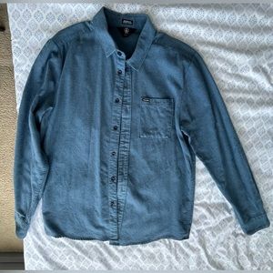 Volcom Men's Caden Solid Long Sleeve Button Down Shirt